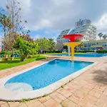 Rocha Apartment, With Pool, 100m From The Beach! דירה פורטימאו