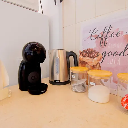 Appartement Rocha Apartment, With Pool, 100m From The Beach!