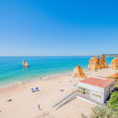 Rocha Apartment, With Pool, 100m From The Beach! Portimao