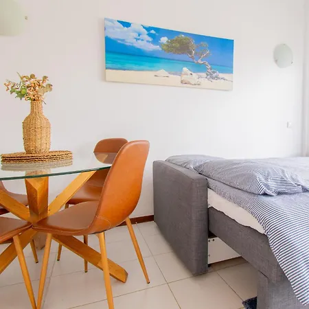 Rocha Apartment, With Pool, 100m From The Beach! * Portimão