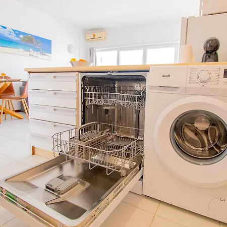 Rocha Apartment, With Pool, 100m From The Beach! *