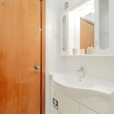 Rocha Apartment, With Pool, 100m From The Beach!