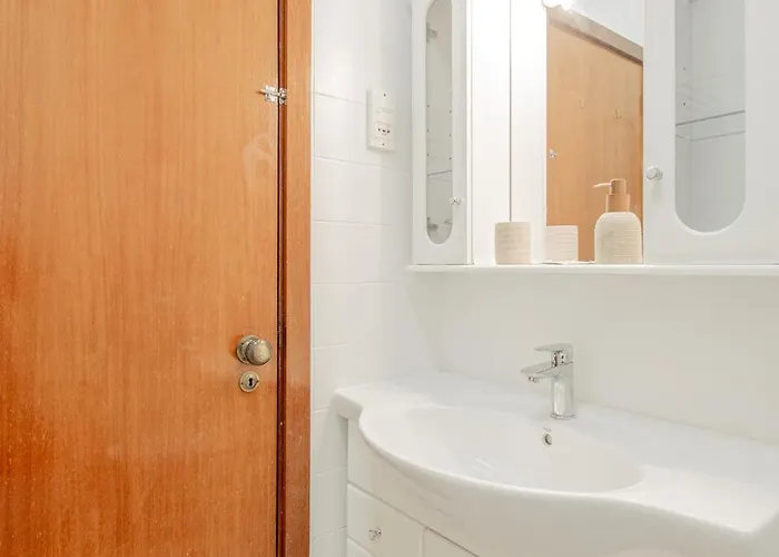 Rocha Apartment, With Pool, 100m From The Beach!