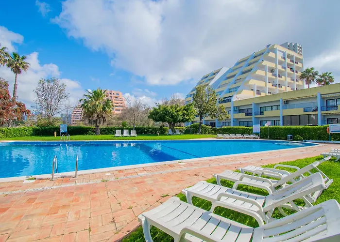 Rocha Apartment, With Pool, 100m From The Beach!