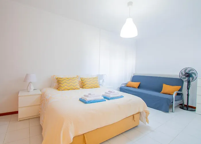 Rocha Apartment, With Pool, 100m From The Beach! Lägenhet