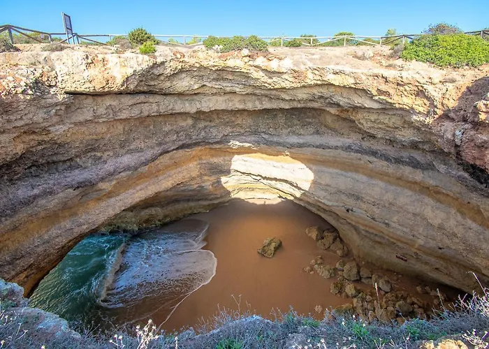 Rocha Apartment, With Pool, 100m From The Beach! Lägenhet