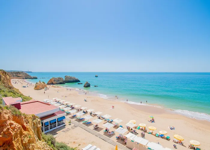 Lägenhet Rocha Apartment, With Pool, 100m From The Beach!