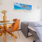 Rocha Apartment, With Pool, 100m From The Beach! * Portimão