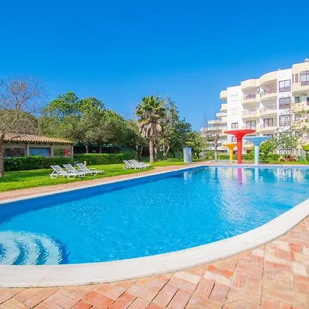 شقة Rocha Apartment, With Pool, 100m From The Beach!