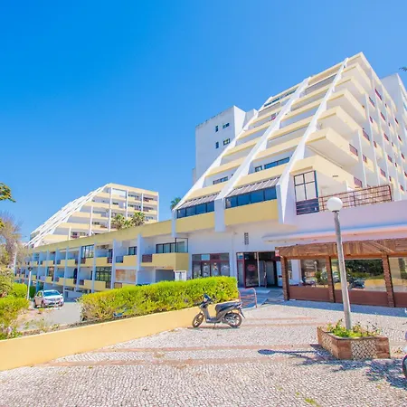 Rocha Apartment, With Pool, 100m From The Beach! Apartmán Portimão