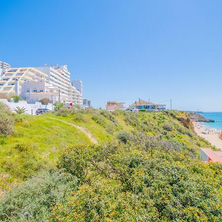 Rocha Apartment, With Pool, 100m From The Beach! * بورتيماو